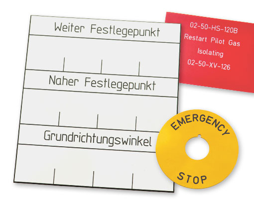 Beispielschilder mit technischer Beschriftung und Ronde